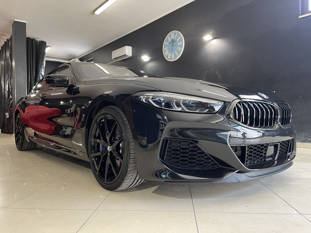 BMW M850i