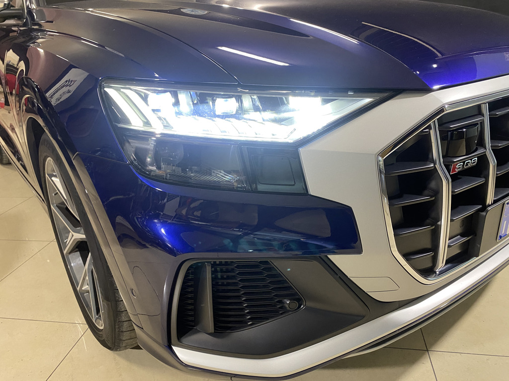 Audi SQ8