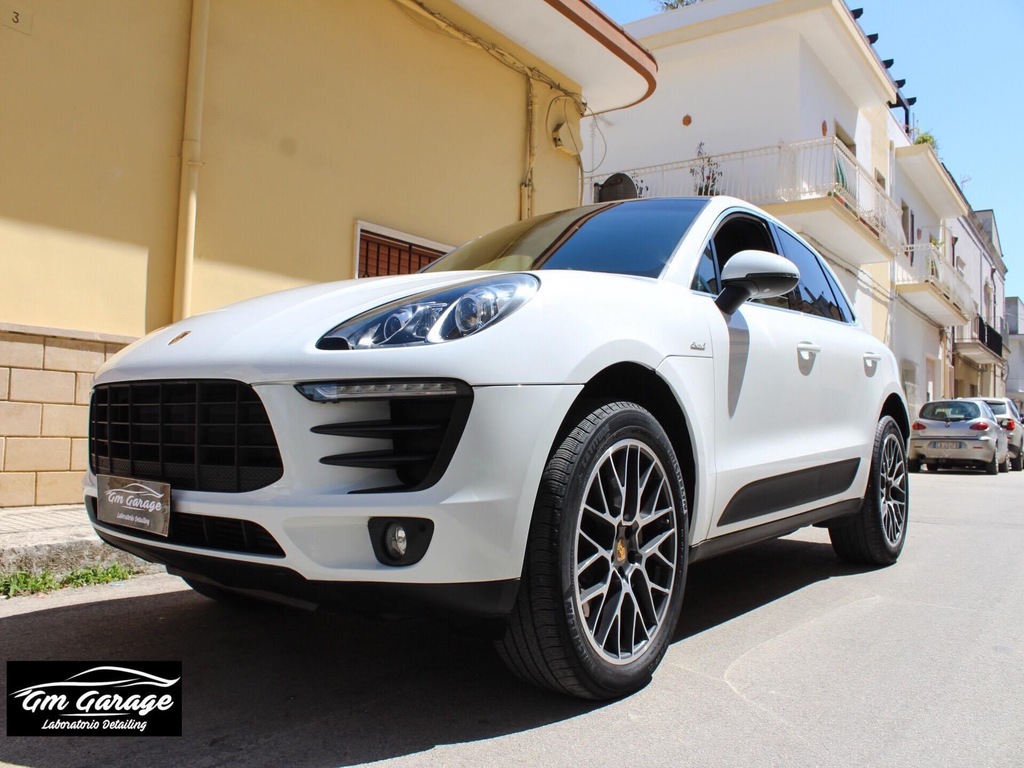 Porsche Macan S