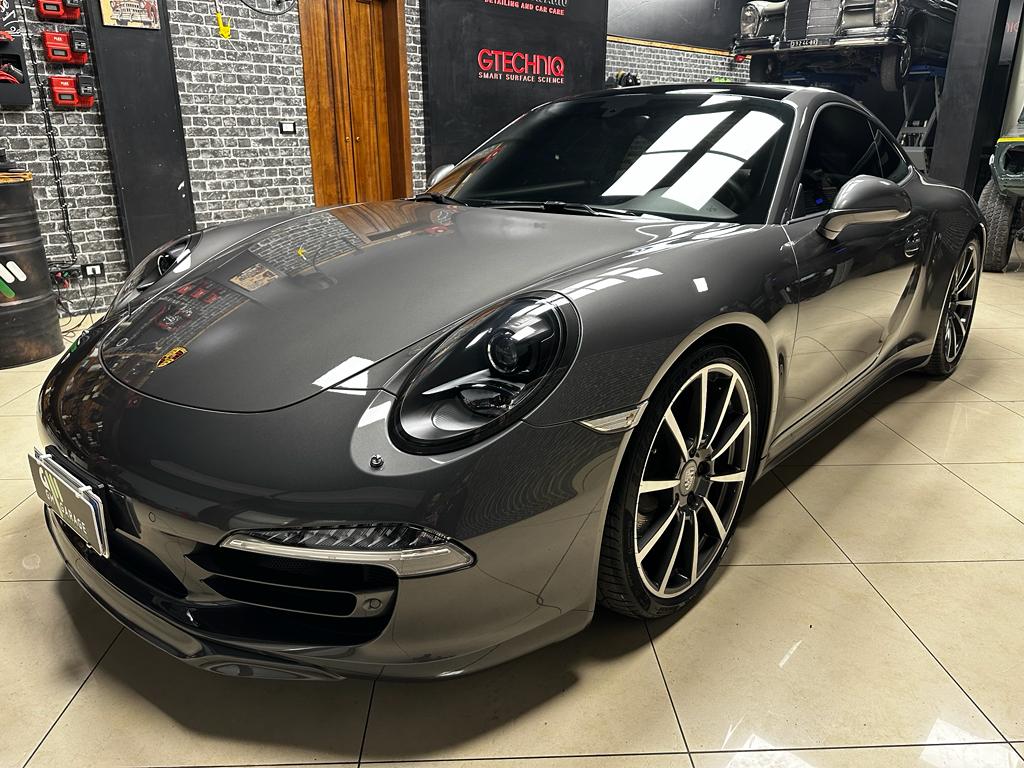 Porsche 911 CARRERA 4S