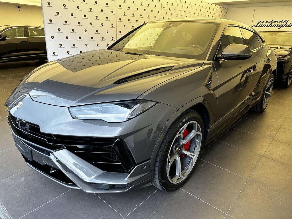 Lamborghini URUS S