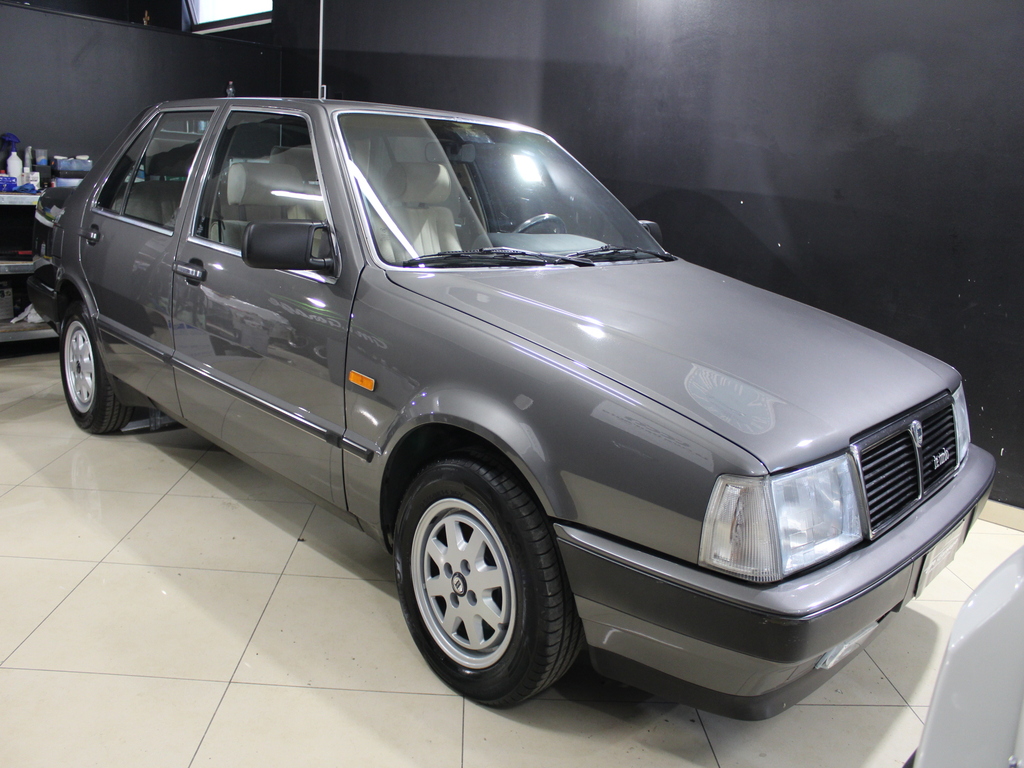 Lancia Thema 2.0 Turbo i.e.